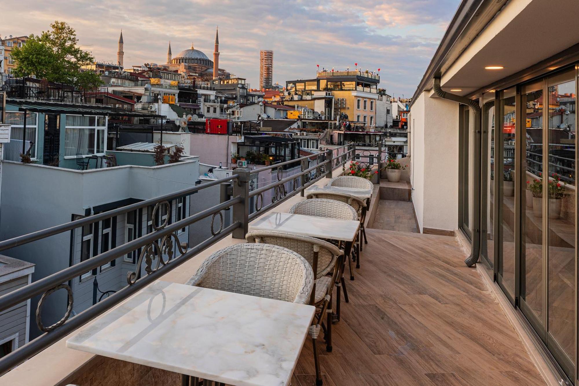 Triton Hotel Istanbul Eksteriør bilde